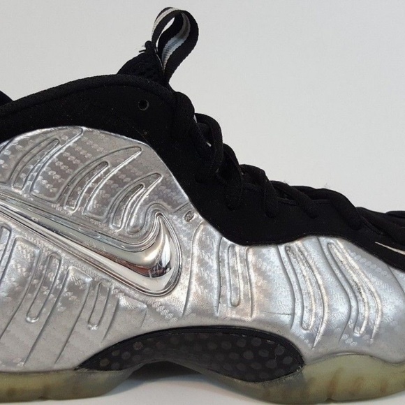 Nike Air Foamposite One Metallic Silver Men Sz 10 - Picture 2 of 8